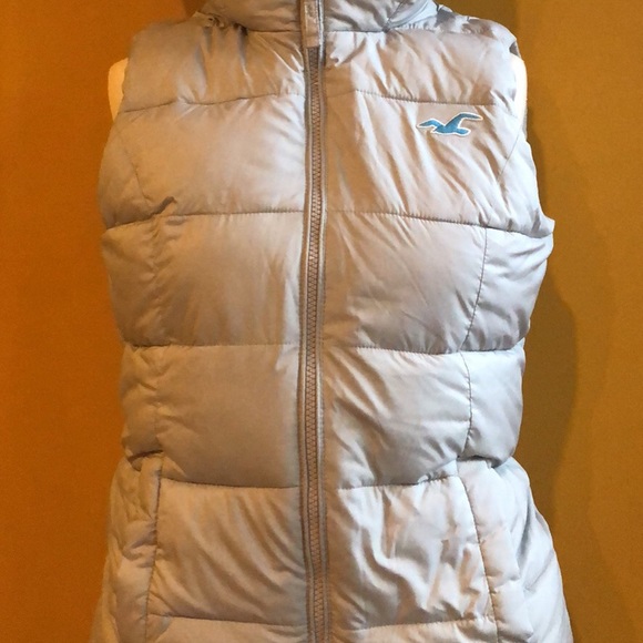 Vest - Picture 2 of 4